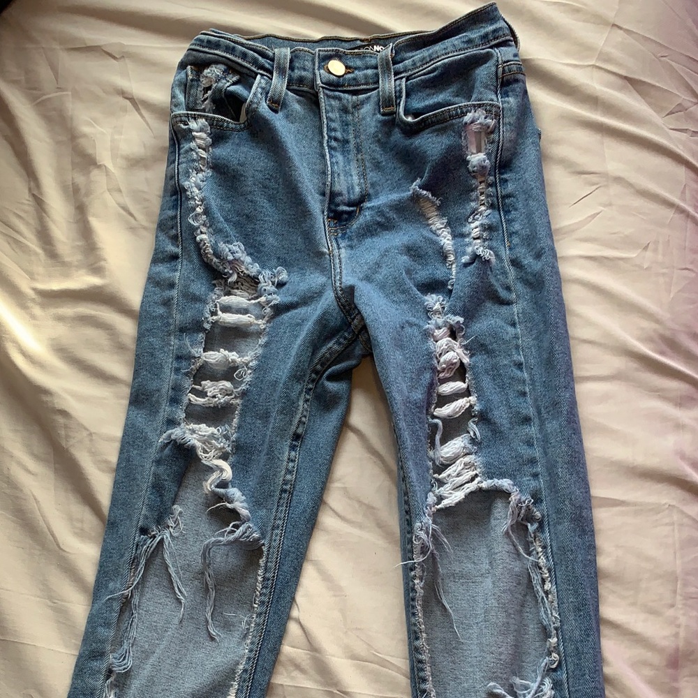 Women’s boyfriend Ripped Jeans